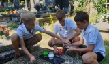 Akademia i Fundacja Legii na grobach Powstańców